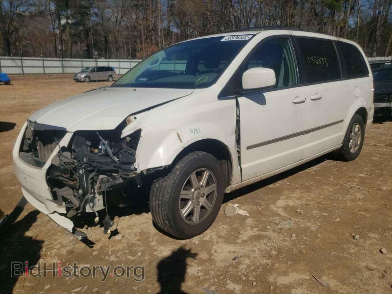 2010 CHRYSLER MINIVAN - VIN: 2A4RR5D1XAR351206 - Фото 2