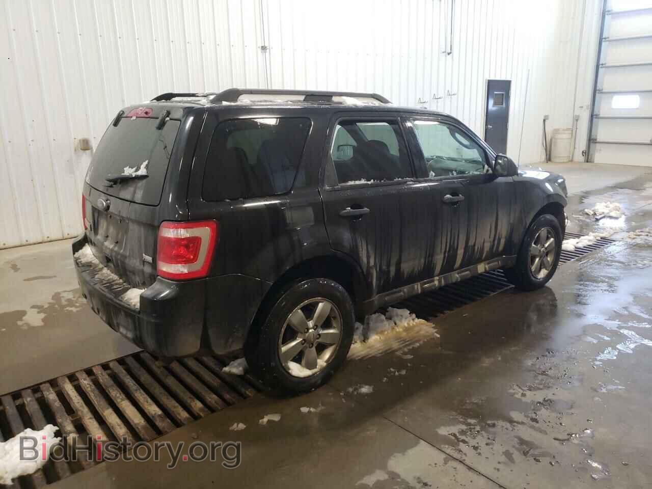 2011 FORD ESCAPE - VIN: 1FMCU9DG5BKC45635 - Фото 3