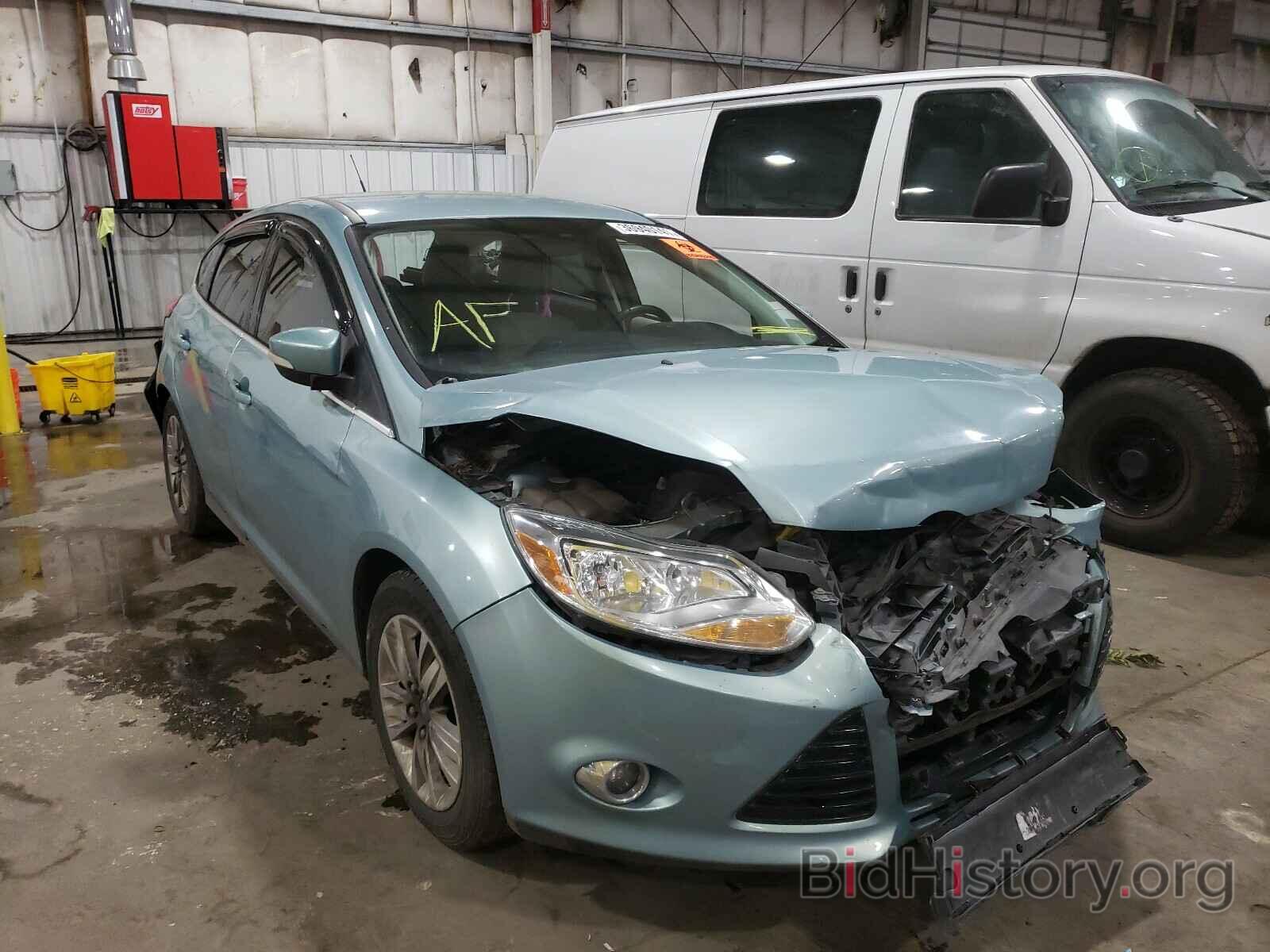 Photo 1FAHP3M2XCL367976 - FORD FOCUS 2012