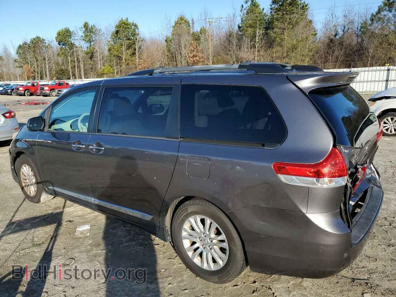 2013 TOYOTA All Models - VIN: 5TDYK3DC8DS285777 - Фото 2