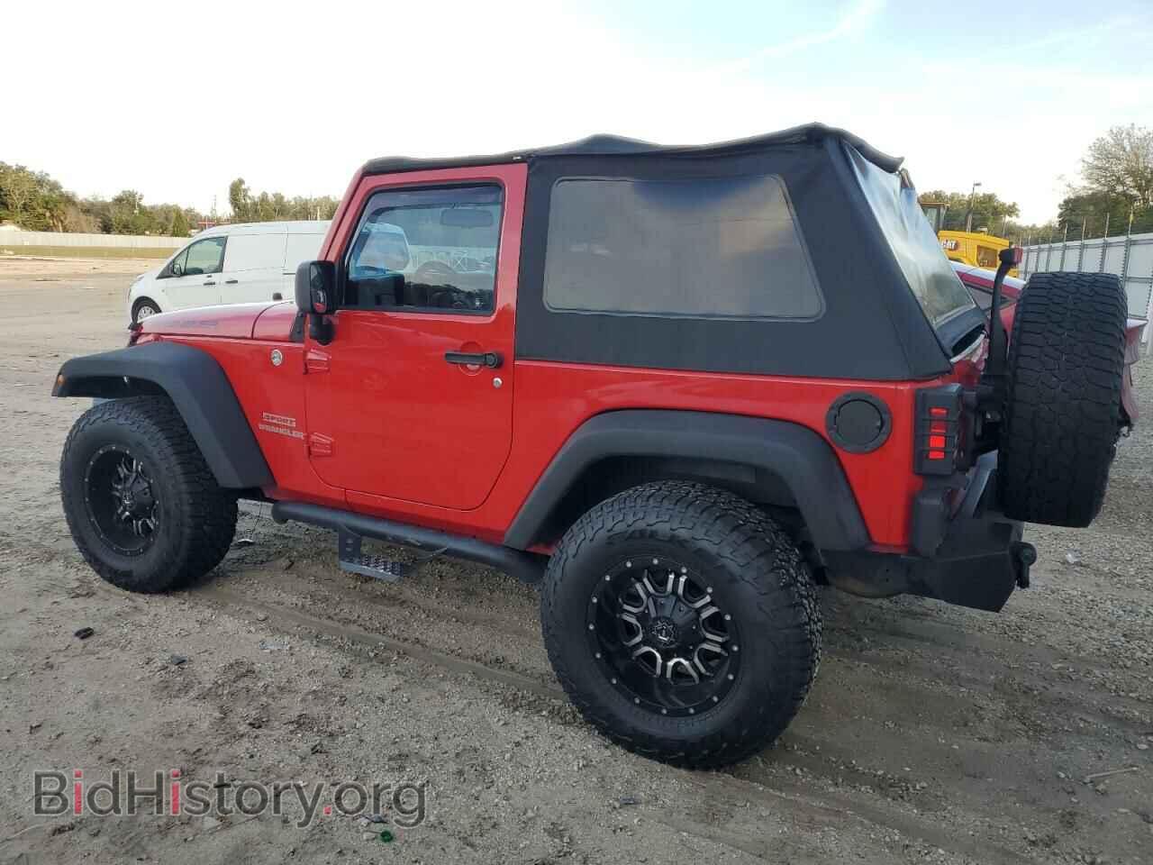 2011 JEEP WRANGLER - VIN: 1J4GA2D17BL526776 - Фото 2