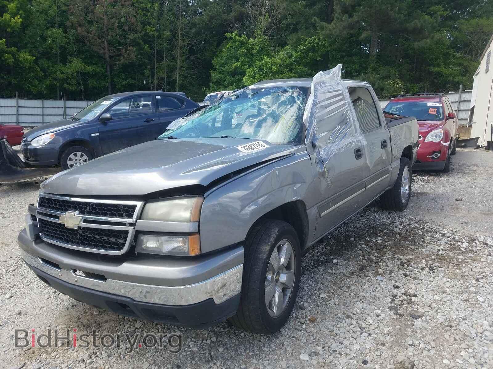 2007 CHEVROLET SILVERADO - VIN: 2GCEC13V671174518 - Фото 2