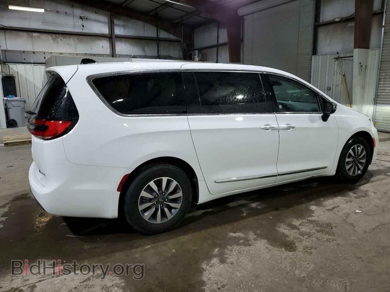 2023 CHRYSLER PACIFICA - VIN: 2C4RC1S74PR604164 - Фото 3