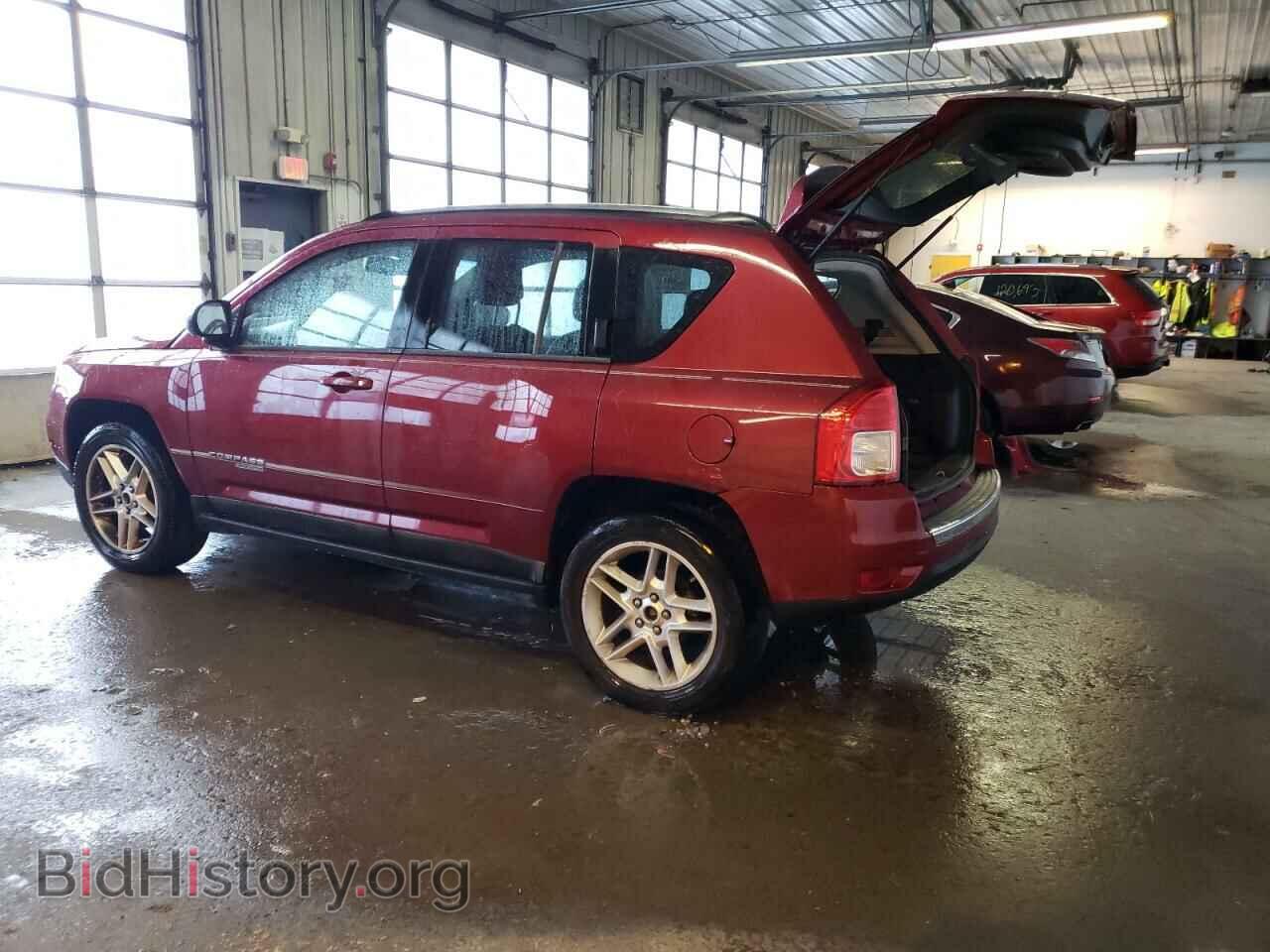 2011 JEEP COMPASS - VIN: 1J4NF5FB7BD207792 - Фото 2