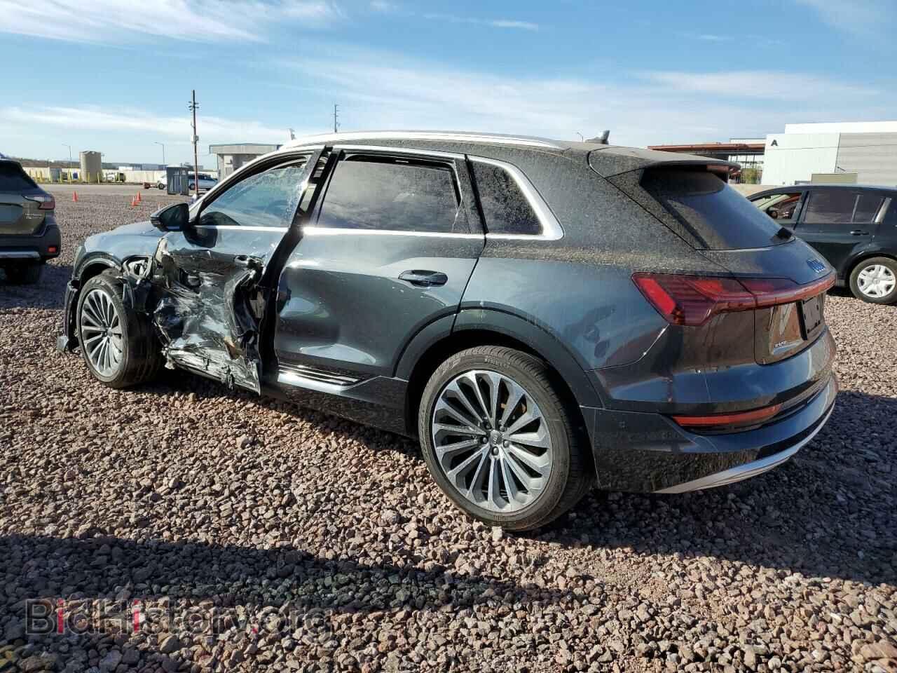 2019 AUDI E-TRON - VIN: WA1VABGE3KB008644 - Photo 2