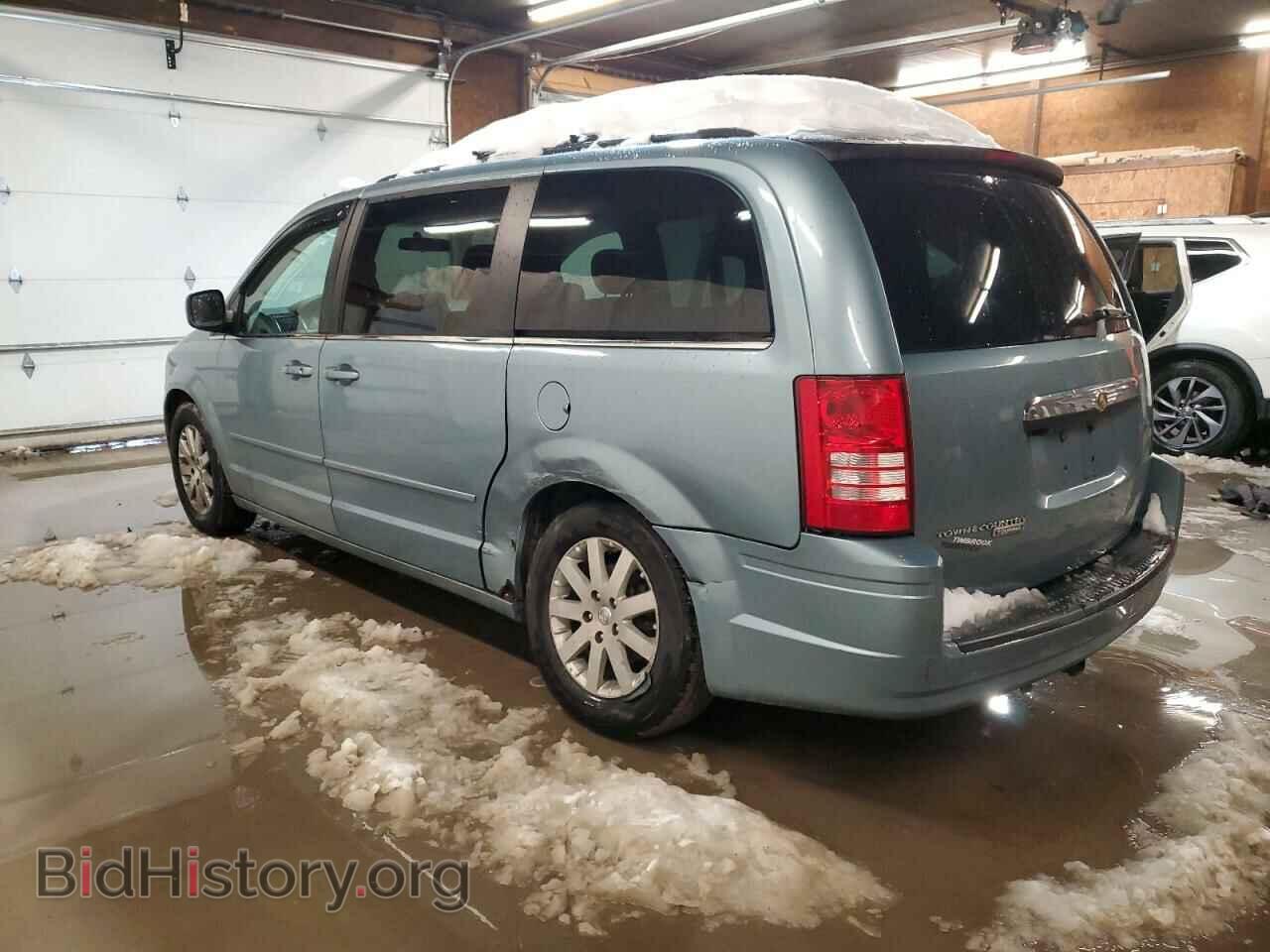 2008 CHRYSLER MINIVAN - VIN: 2A8HR54P08R663186 - Фото 2