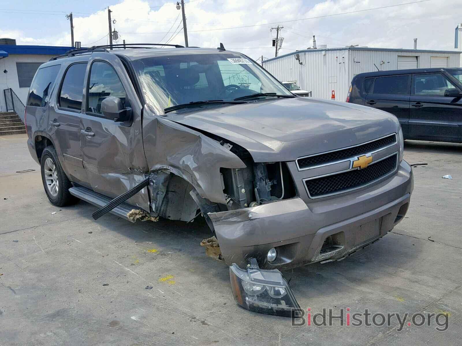 Photo 1GNSCBE01DR235813 - CHEVROLET TAHOE C150 2013