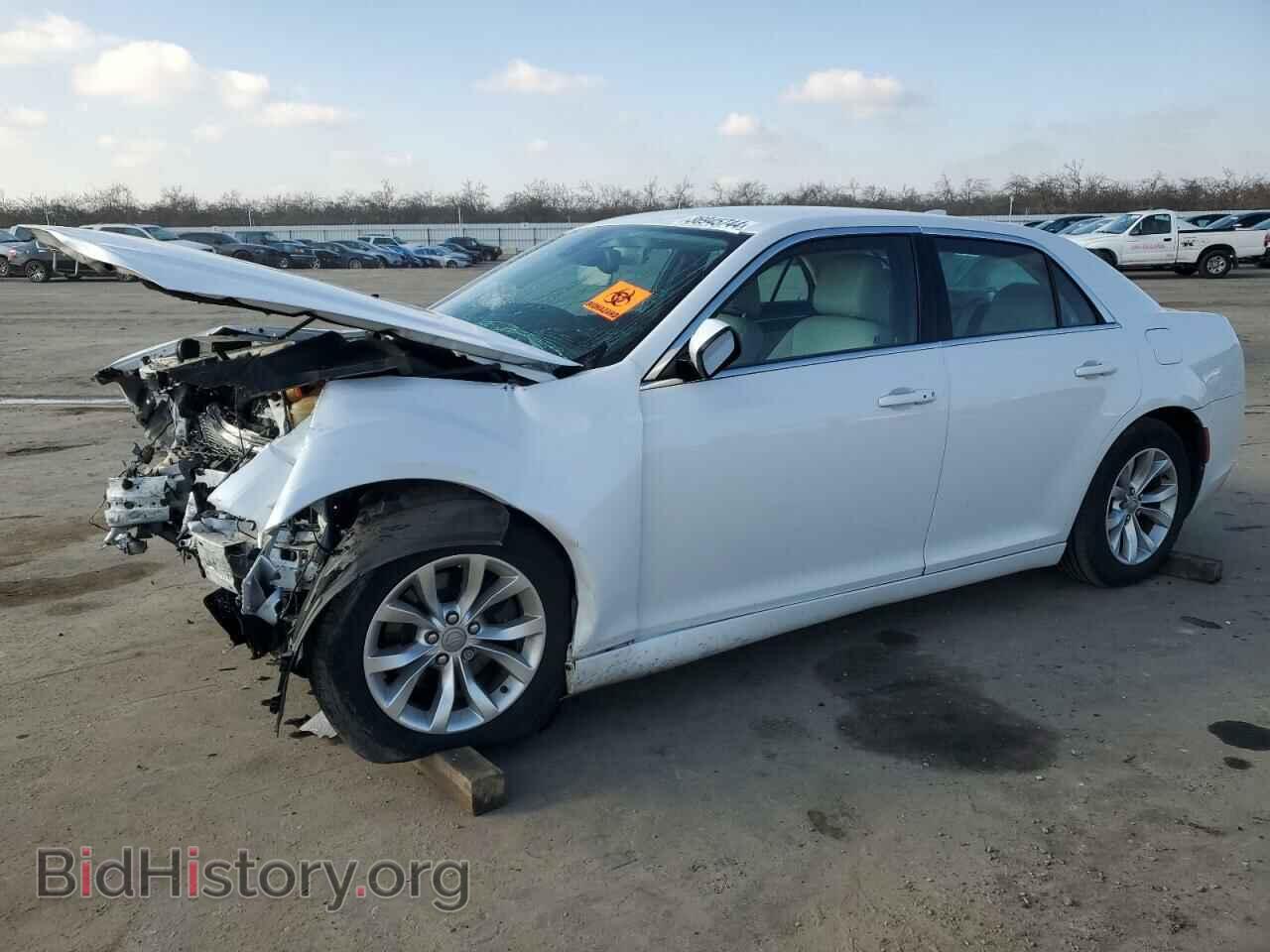 Photo 2C3CCAAG1FH735875 - CHRYSLER 300 2015
