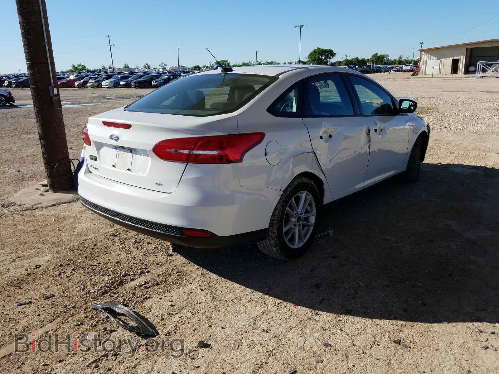 2017 FORD FOCUS - VIN: 1FADP3F2XHL259702 - Photo 4