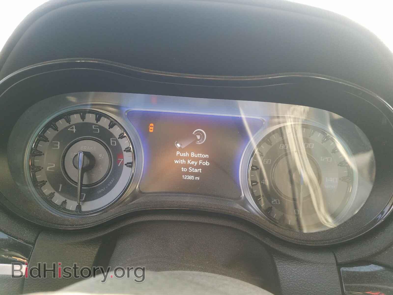 2020 CHRYSLER 300 - VIN: 2C3CCAGG2LH154792 - Фото 8