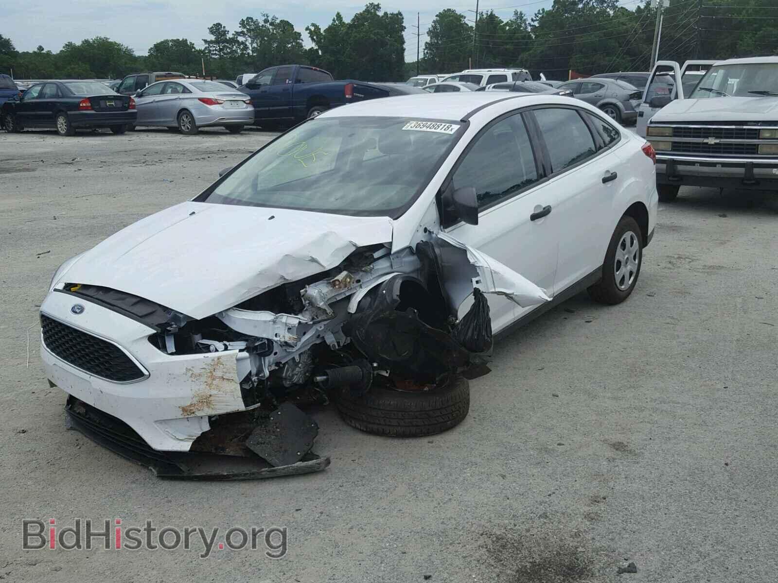 2018 FORD FOCUS - VIN: 1FADP3E24JL209353 - Фото 2