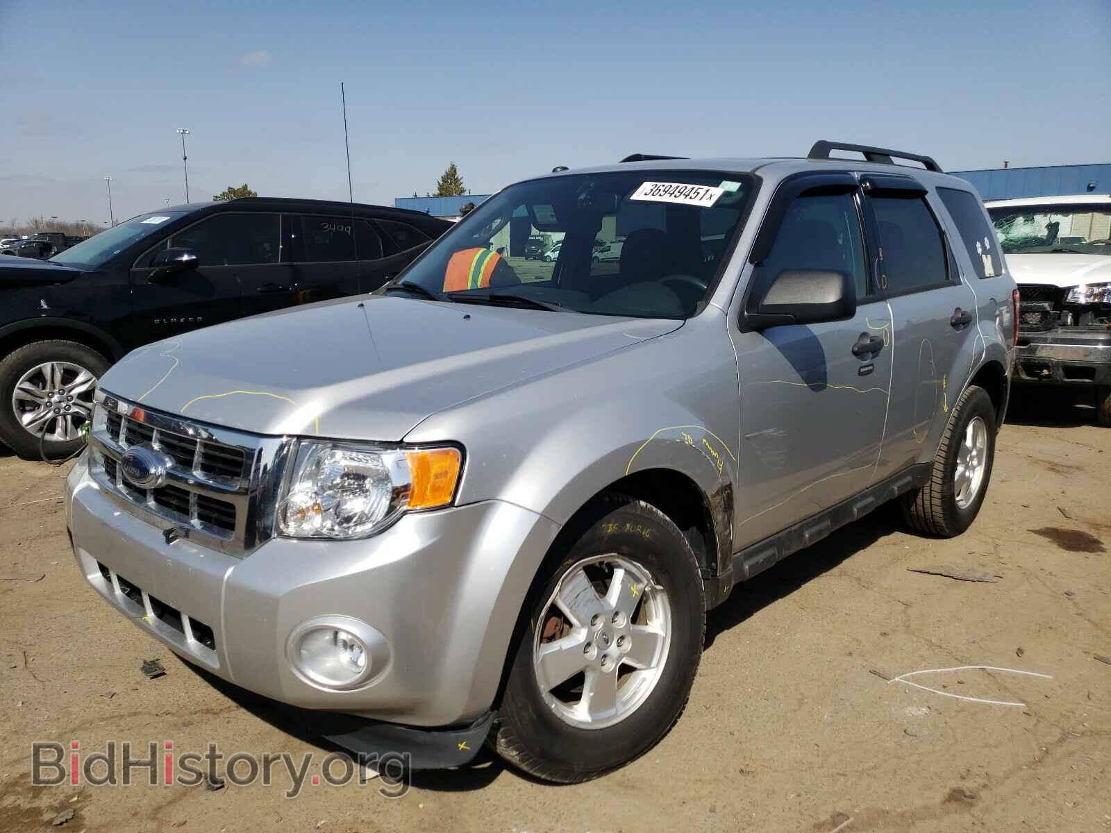 2011 FORD ESCAPE - VIN: 1FMCU0DG8BKA32769 - Фото 2
