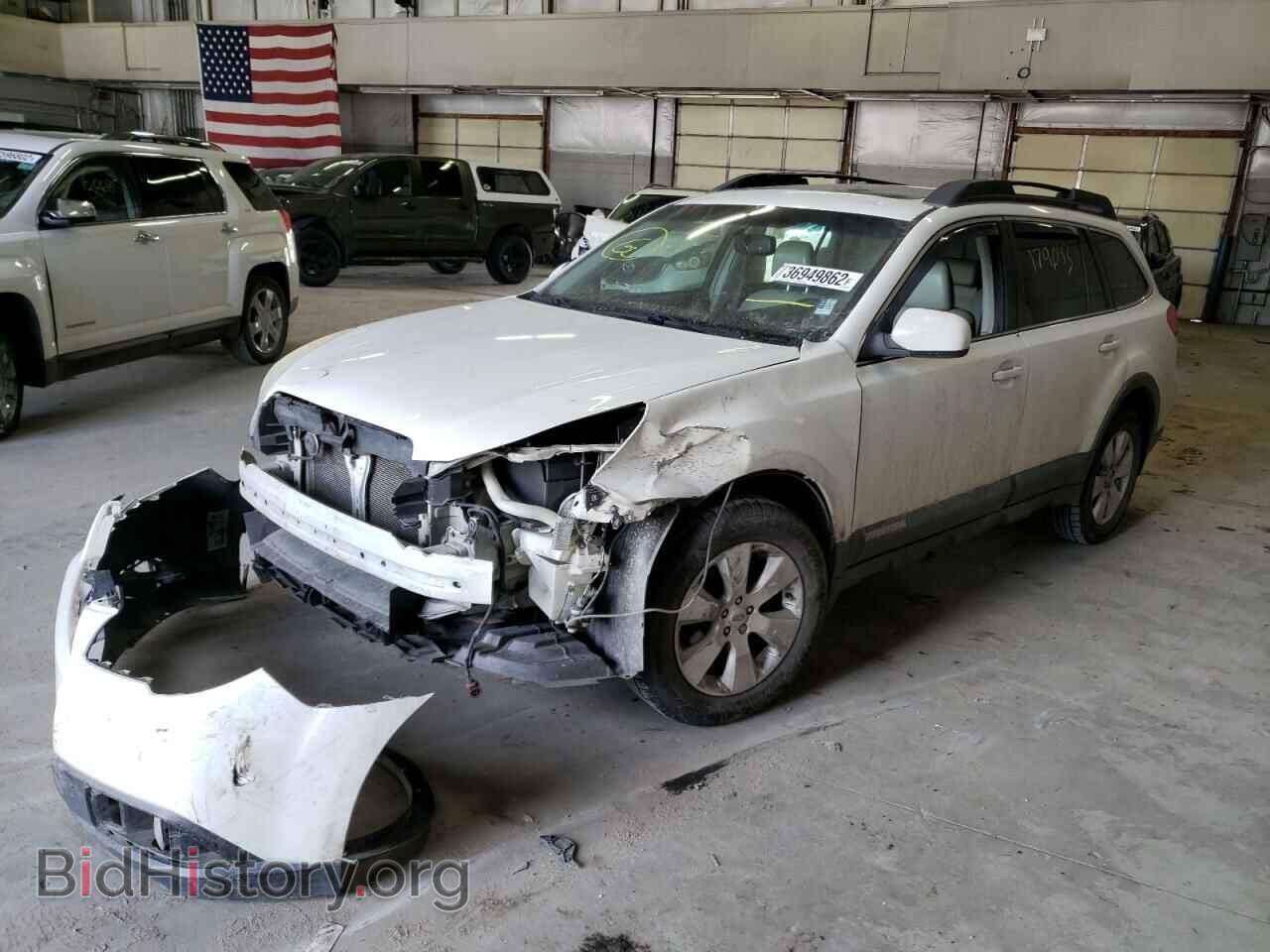 2011 SUBARU OUTBACK - VIN: 4S4BRBKC7B3446998 - Фото 2