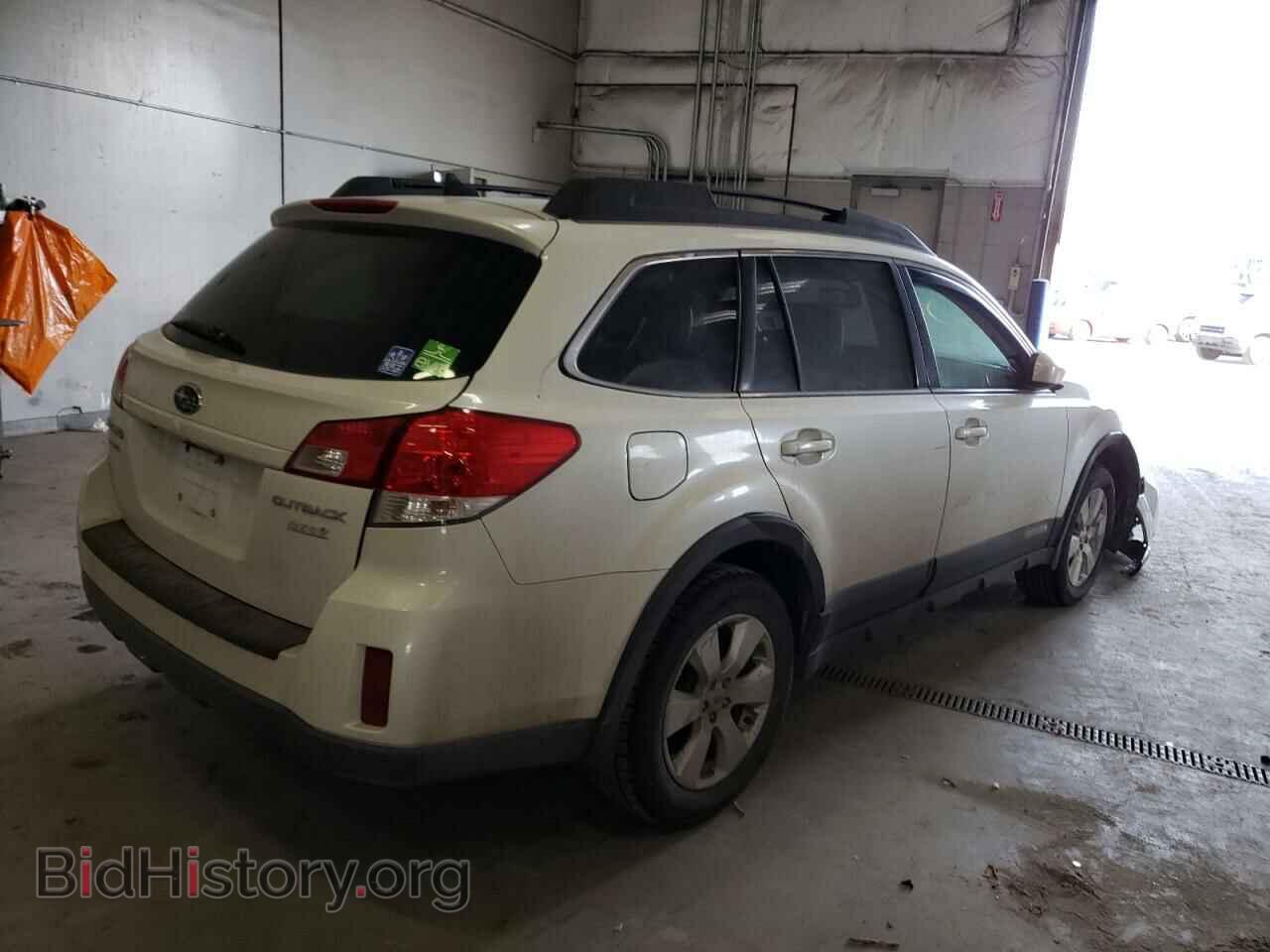 2011 SUBARU OUTBACK - VIN: 4S4BRBKC7B3446998 - Фото 4