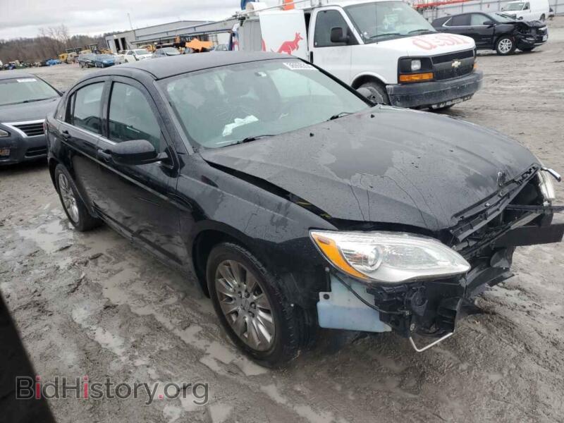 2014 Chrysler 200 (VIN 1C3CCBAB3EN140834) — photo 4 of 13