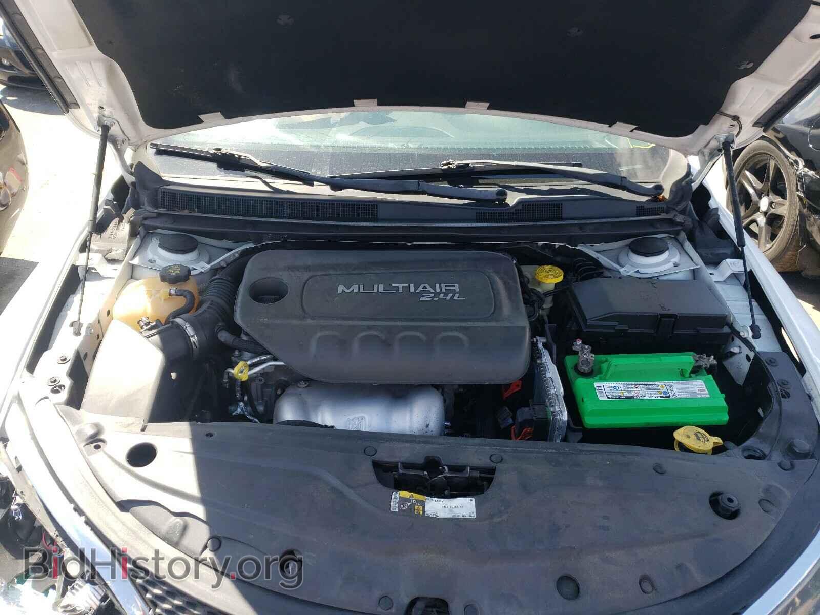 2015 CHRYSLER 200 - VIN: 1C3CCCAB3FN674794 - Photo 7