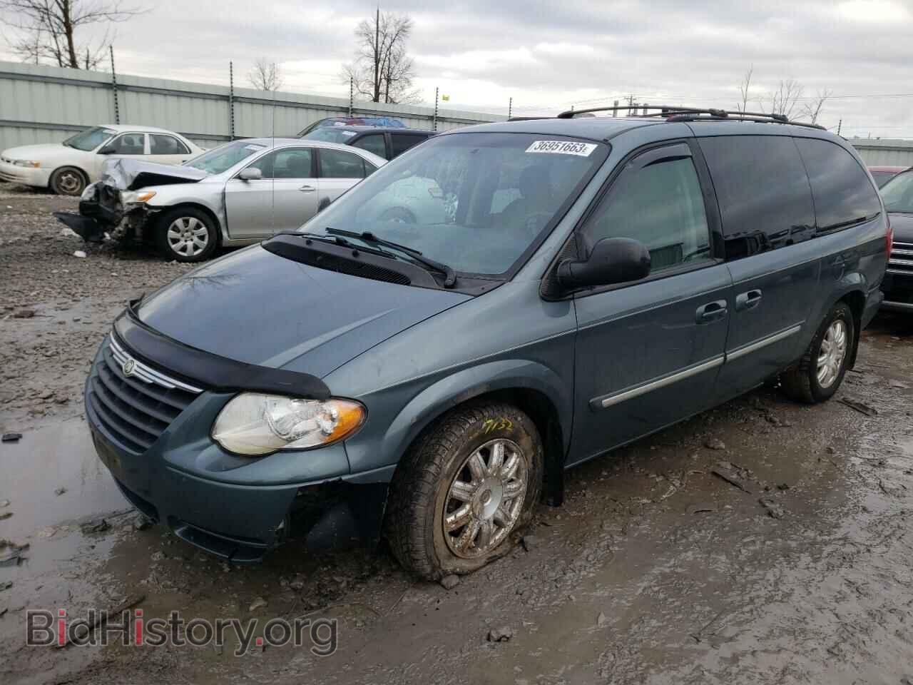 Фотография 2A4GP54LX6R857947 - CHRYSLER MINIVAN 2006