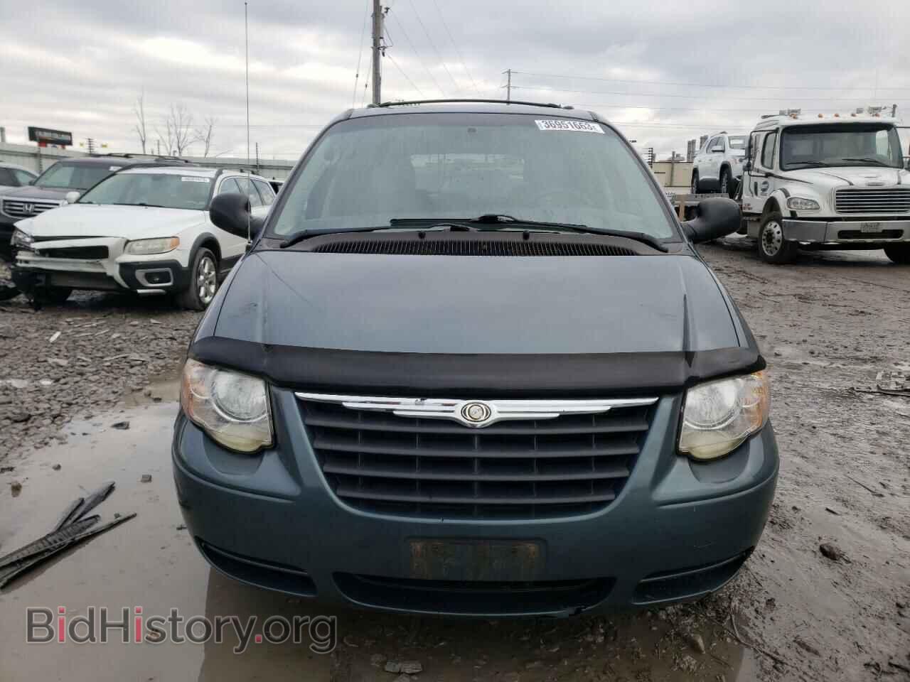 2006 CHRYSLER MINIVAN - VIN: 2A4GP54LX6R857947 - Фото 5