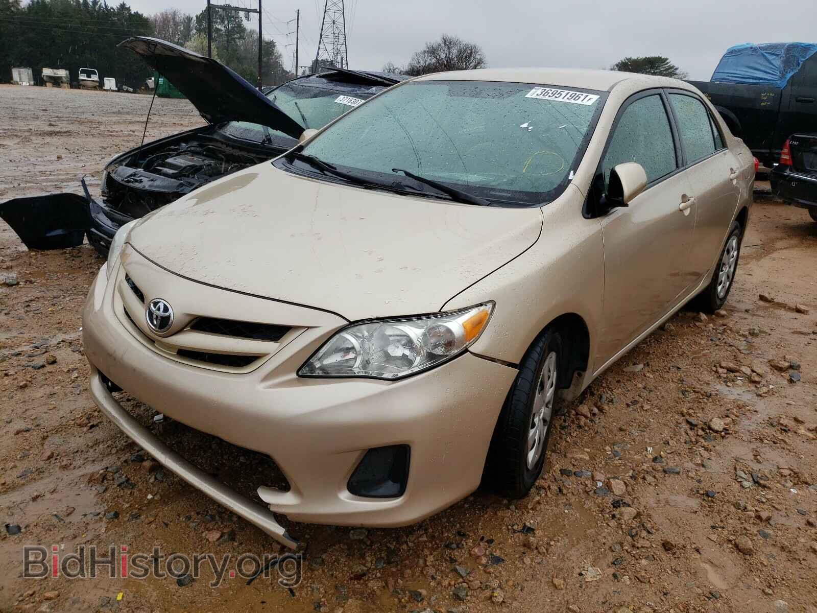 2011 TOYOTA COROLLA - VIN: 2T1BU4EE7BC736113 - Фото 2