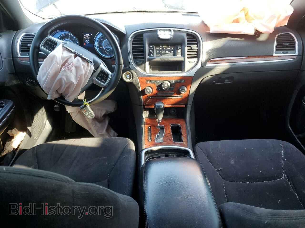 2012 CHRYSLER 300 - VIN: 2C3CCAAG5CH117731 - Фото 8