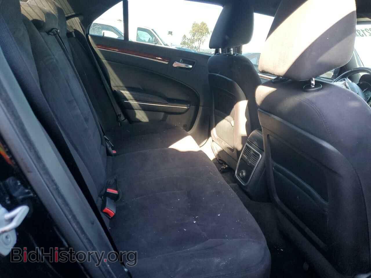 2012 CHRYSLER 300 - VIN: 2C3CCAAG5CH117731 - Фото 10