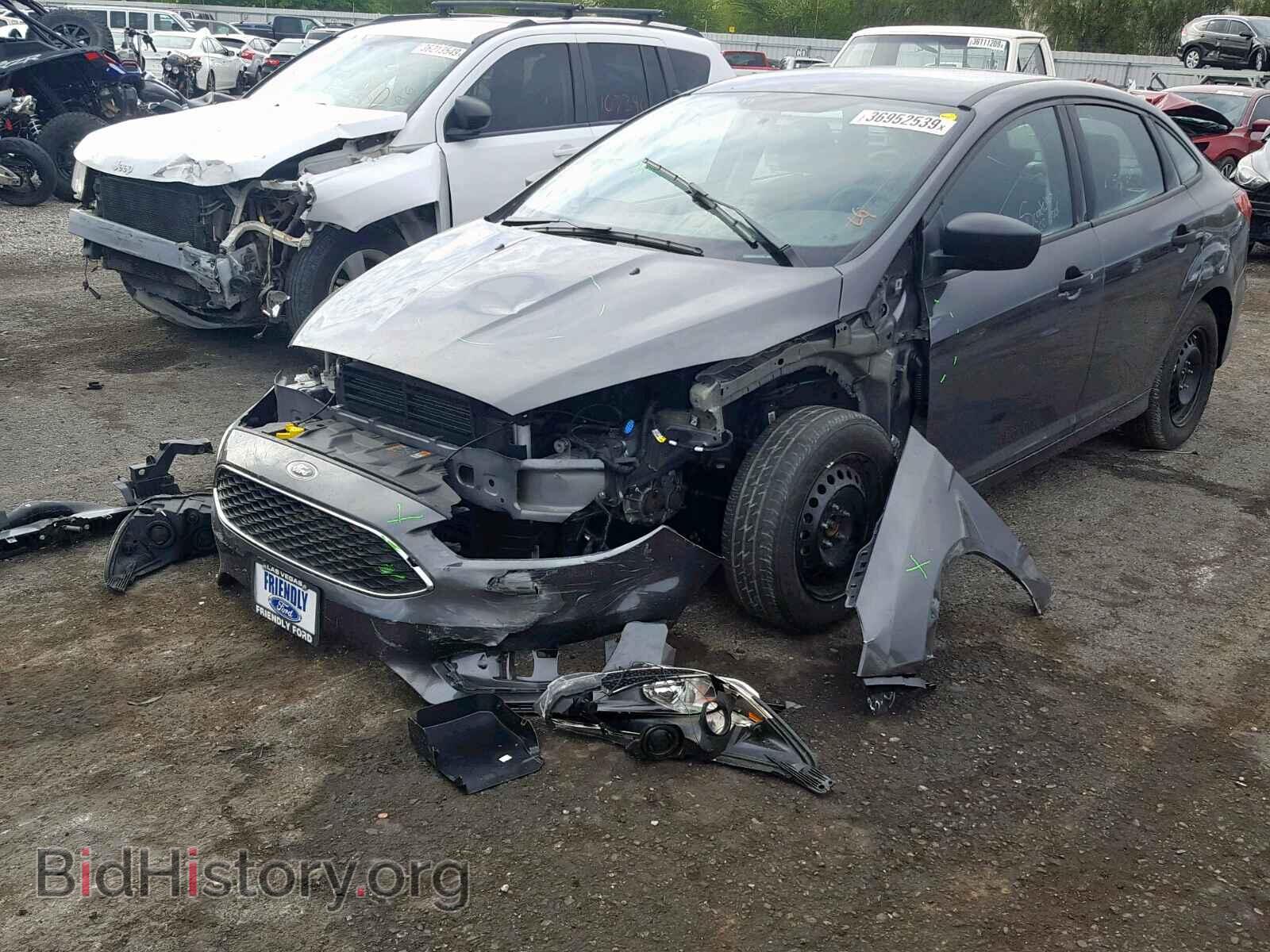 2018 FORD FOCUS - VIN: 1FADP3E29JL313160 - Фото 2
