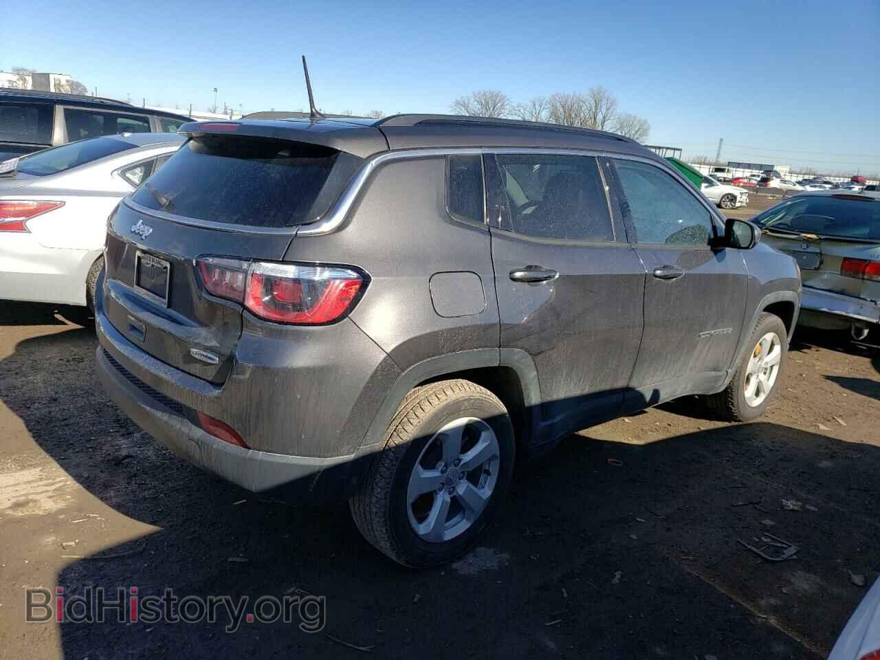 2018 JEEP COMPASS - VIN: 3C4NJCBB5JT359092 - Фото 3