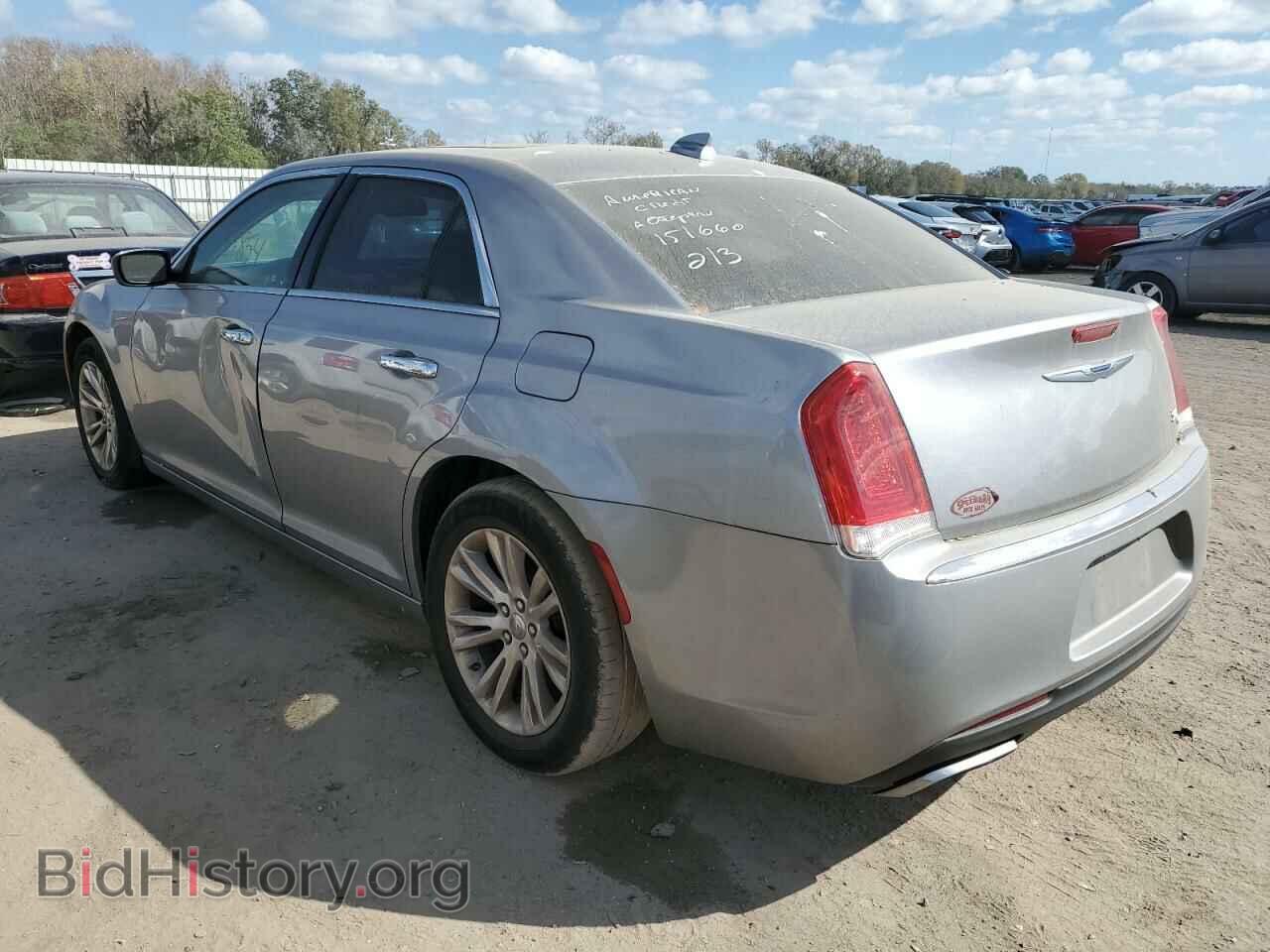 2016 CHRYSLER 300 - VIN: 2C3CCAEG2GH151660 - Фото 2