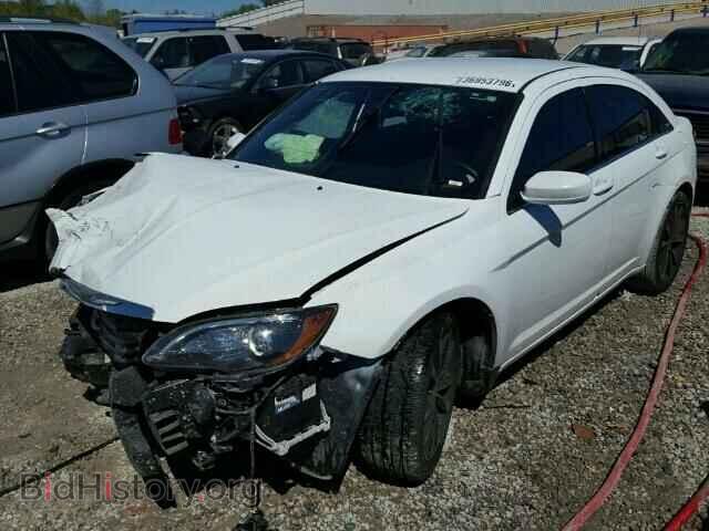 2014 CHRYSLER 200 - VIN: 1C3CCBBB1EN120645 - Фото 2