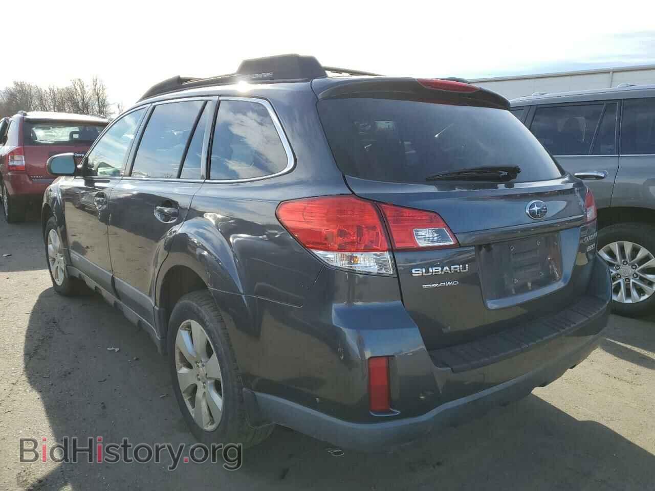 2011 SUBARU OUTBACK - VIN: 4S4BRBGC8B3419866 - Фото 2
