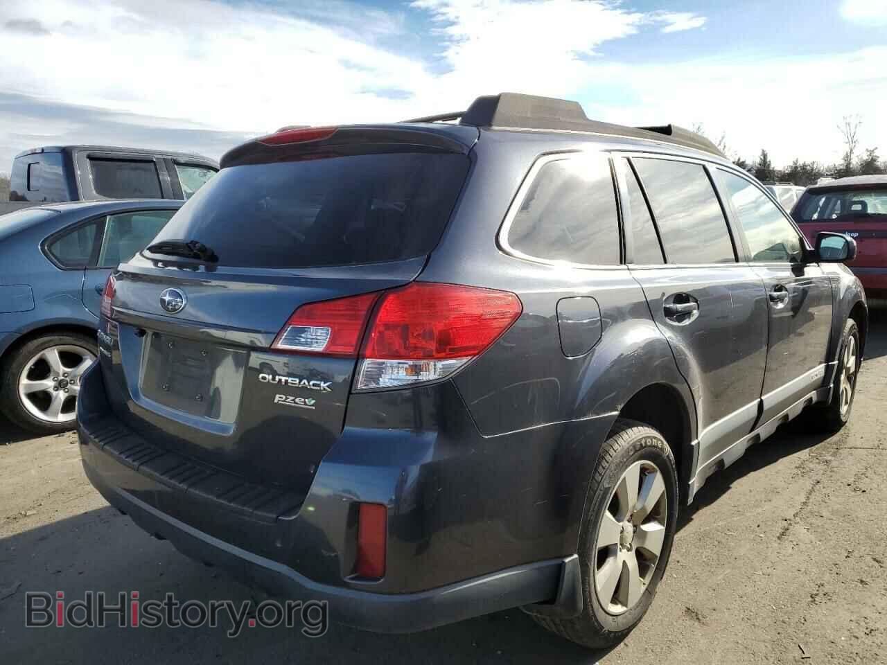 2011 SUBARU OUTBACK - VIN: 4S4BRBGC8B3419866 - Фото 3