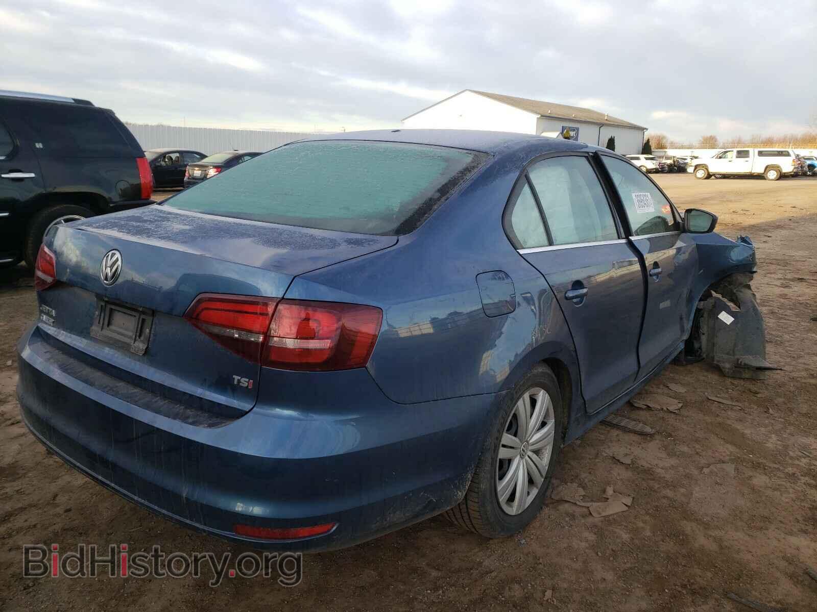 2017 VOLKSWAGEN JETTA - VIN: 3VW2B7AJ9HM275794 - Фото 4