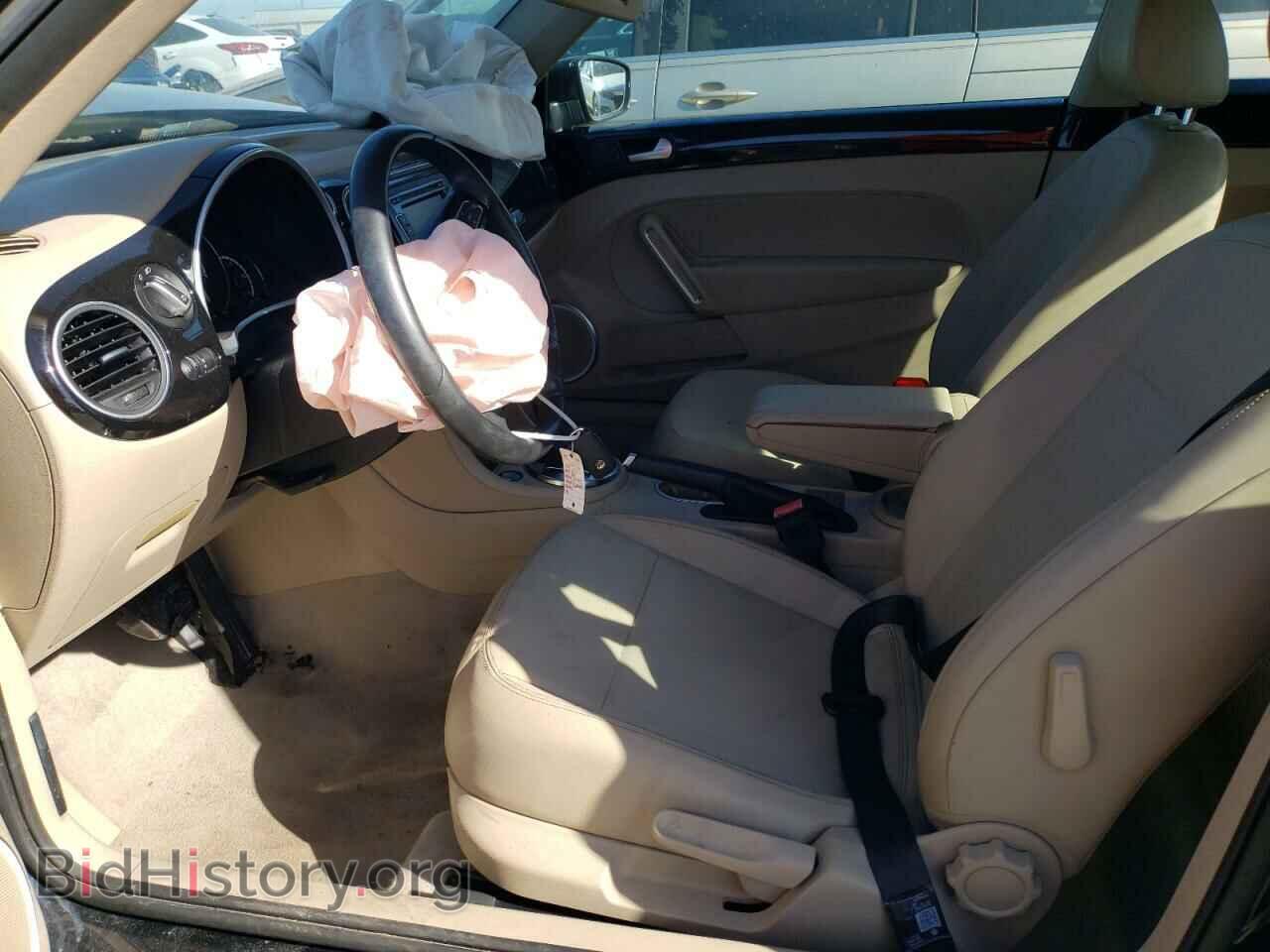 2014 VOLKSWAGEN BEETLE - VIN: 3VWJP7AT8EM612854 - Фото 7