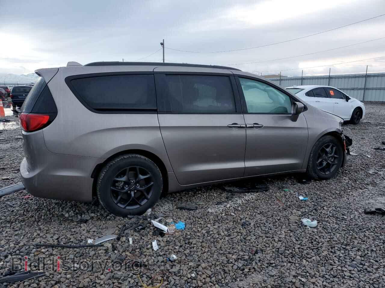 2018 CHRYSLER PACIFICA - VIN: 2C4RC1EG8JR182628 - Фото 3