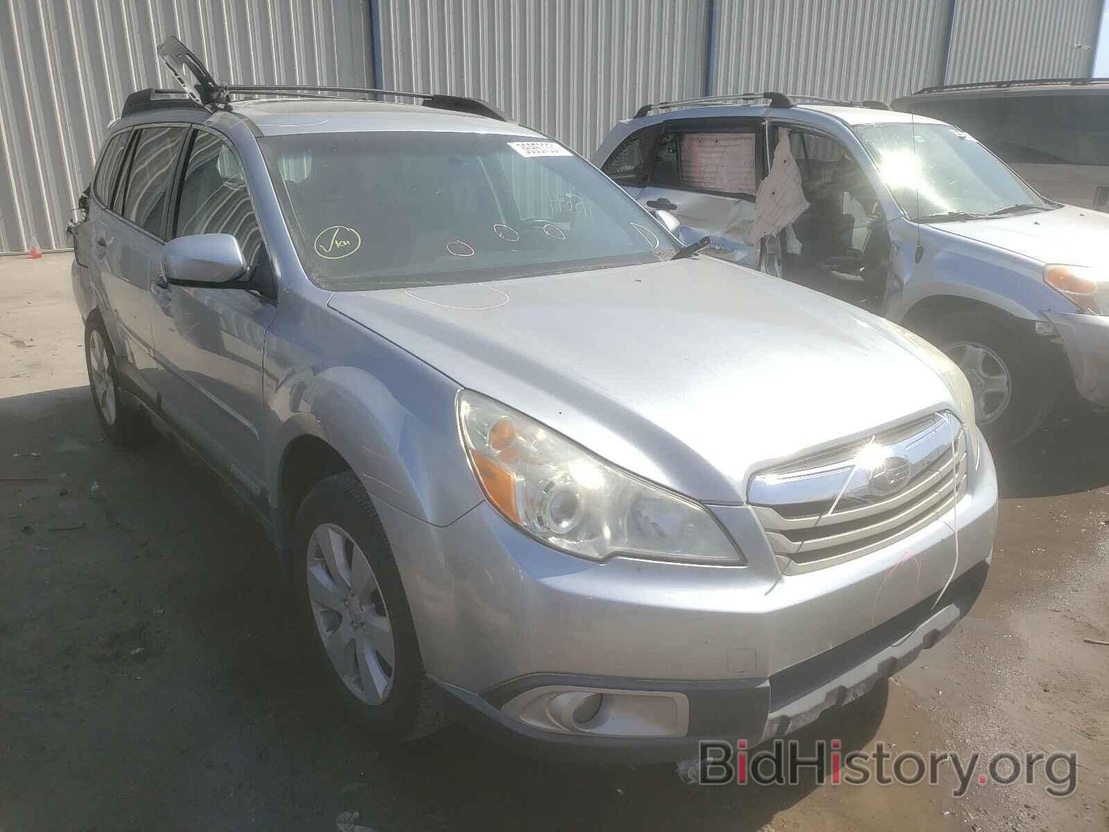 Photo 4S4BRCGC1C3211335 - SUBARU OUTBACK 2012