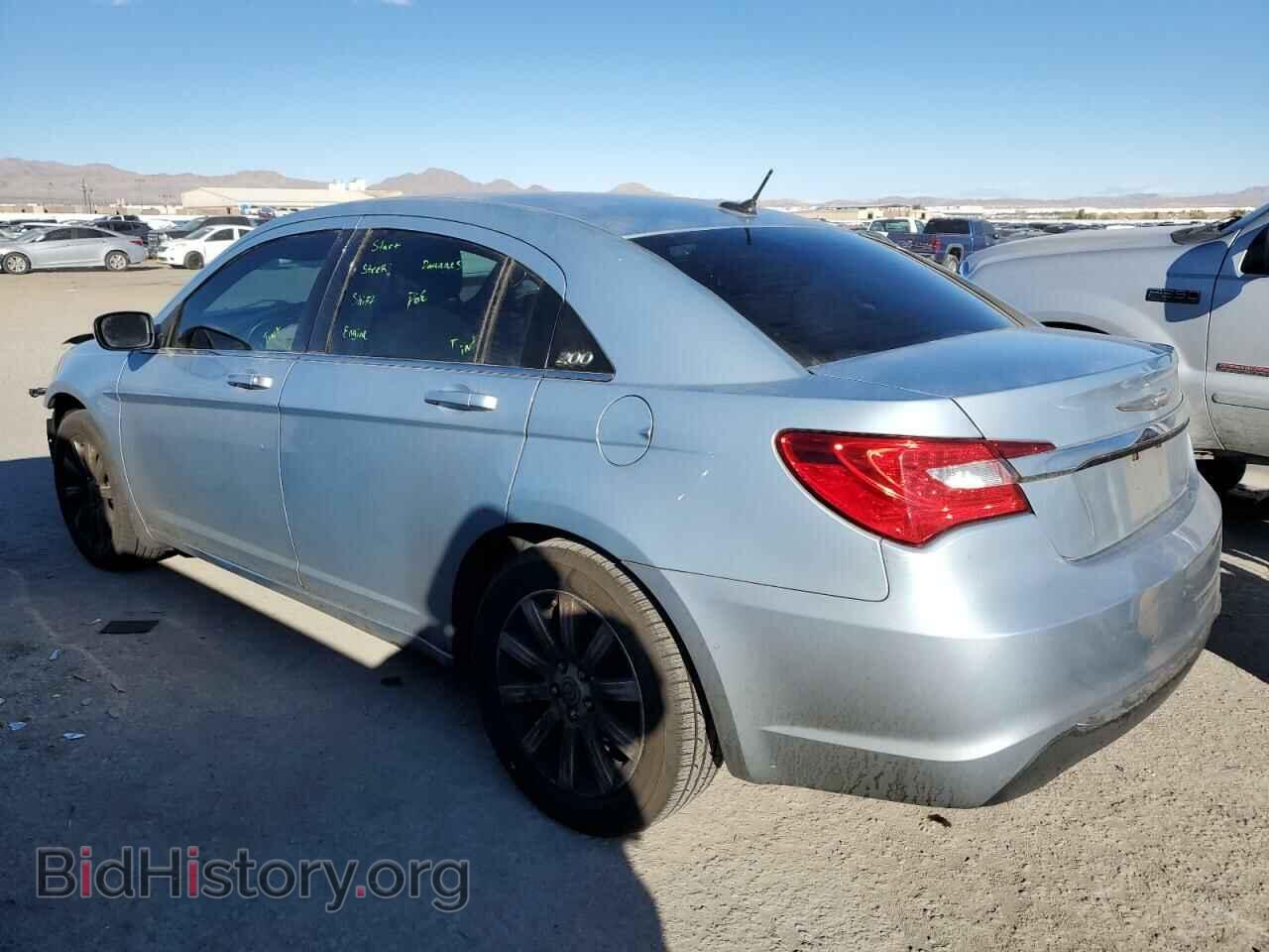2013 CHRYSLER 200 - VIN: 1C3CCBBB4DN723104 - Фото 2