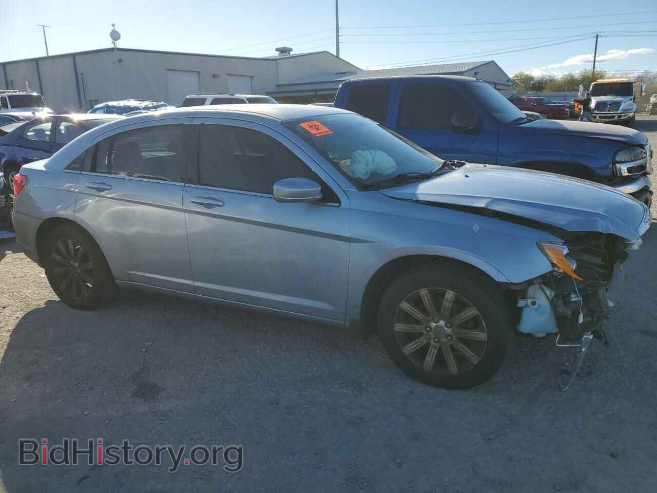2013 CHRYSLER 200 - VIN: 1C3CCBBB4DN723104 - Фото 4