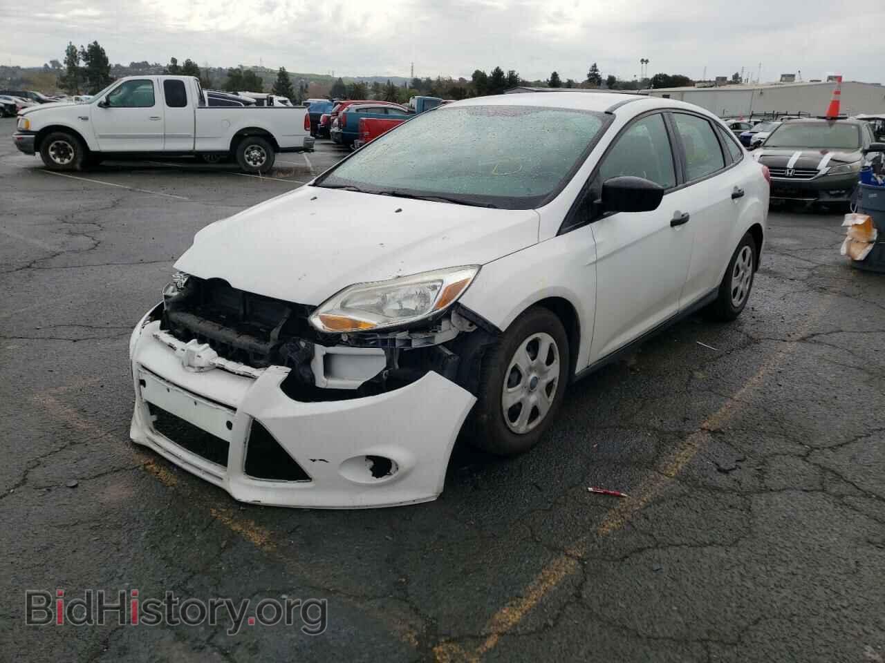 2012 FORD FOCUS - VIN: 1FAHP3E26CL302332 - Photo 2