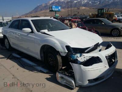 2014 Chrysler 300, white — VIN 2C3CCAAG7EH217784, Copart