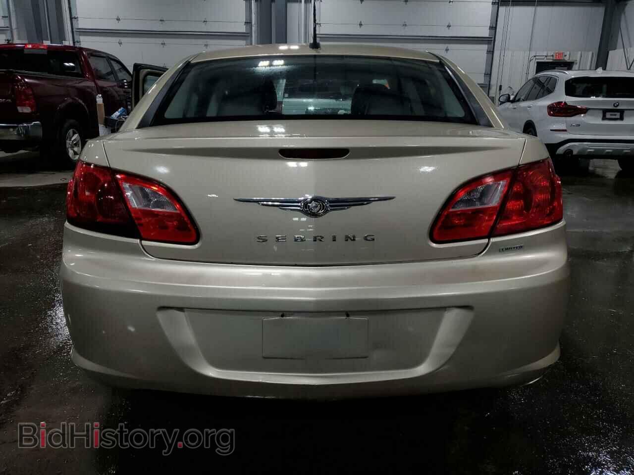 2010 CHRYSLER SEBRING - VIN: 1C3CC5FD7AN192330 - Фото 6