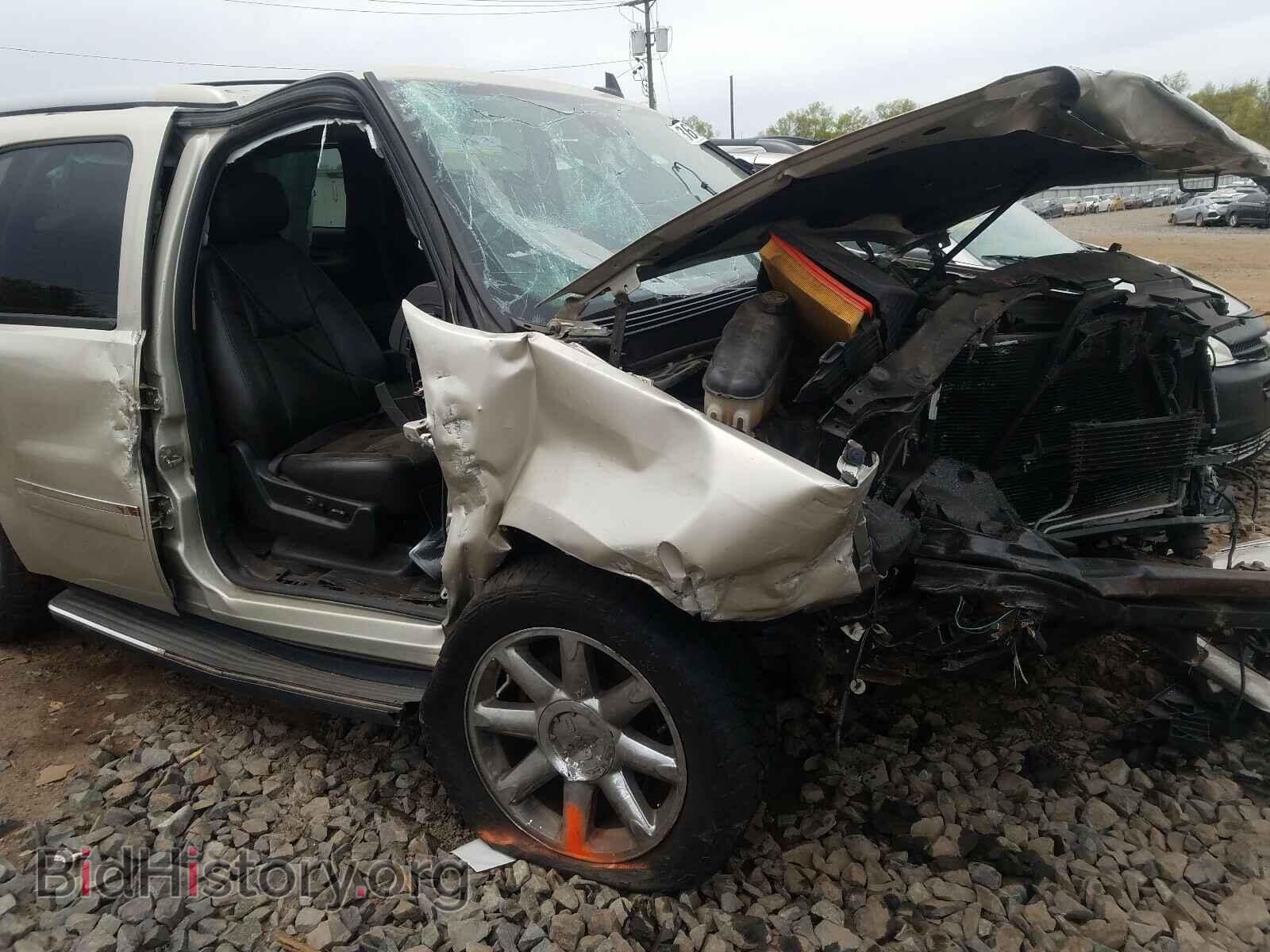 2014 GMC YUKON - VIN: 1GKS2EEF6ER189452 - Фото 9
