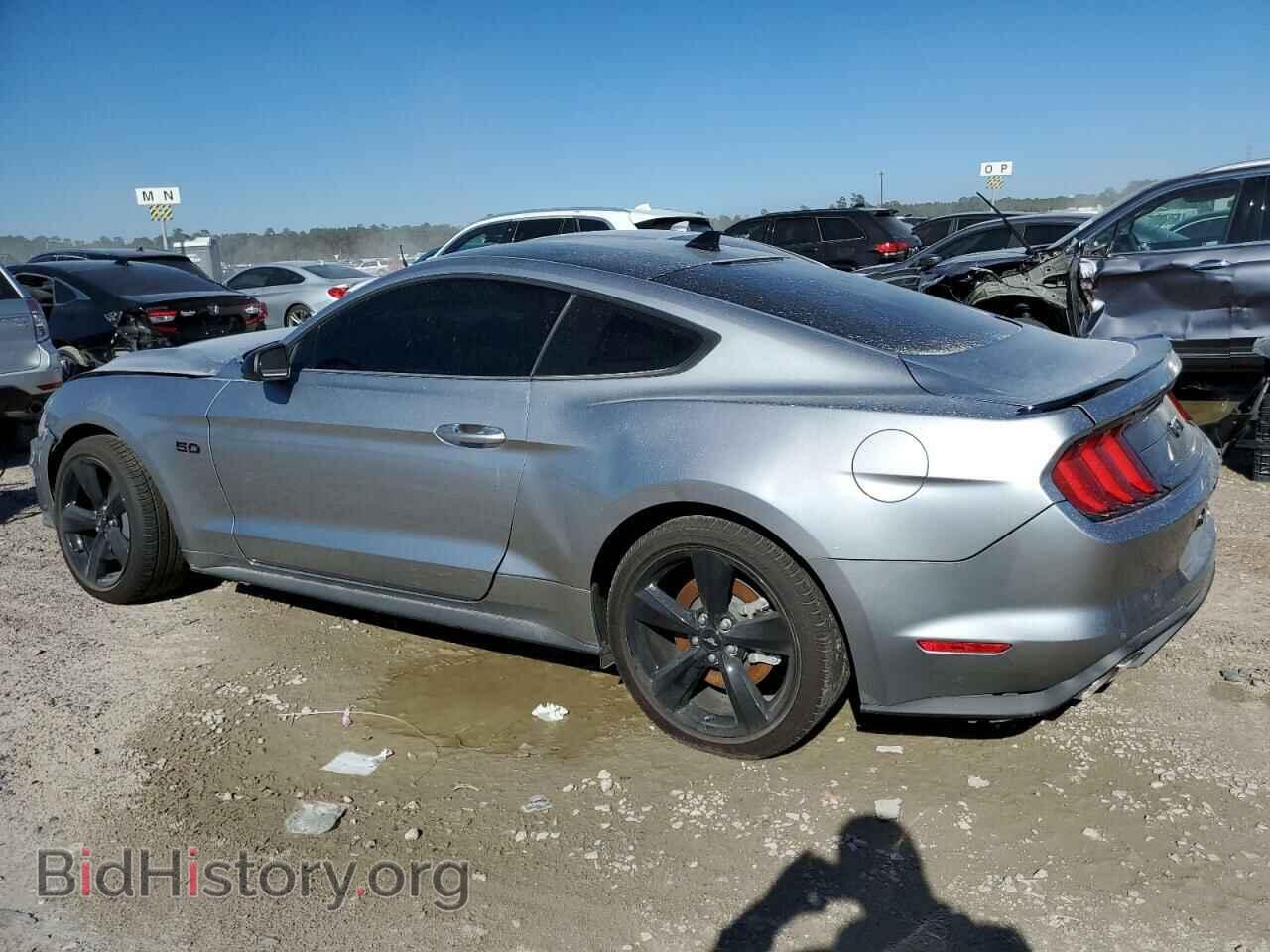 2022 FORD MUSTANG - VIN: 1FA6P8CF0N5109949 - Фото 2