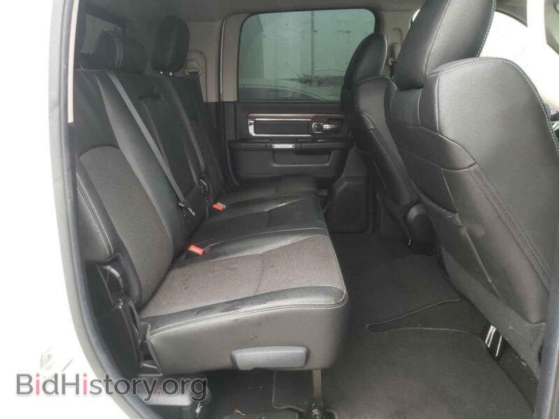 2014 RAM 3500 (VIN 3C63R3ML1EG174646) — photo 6 of 10