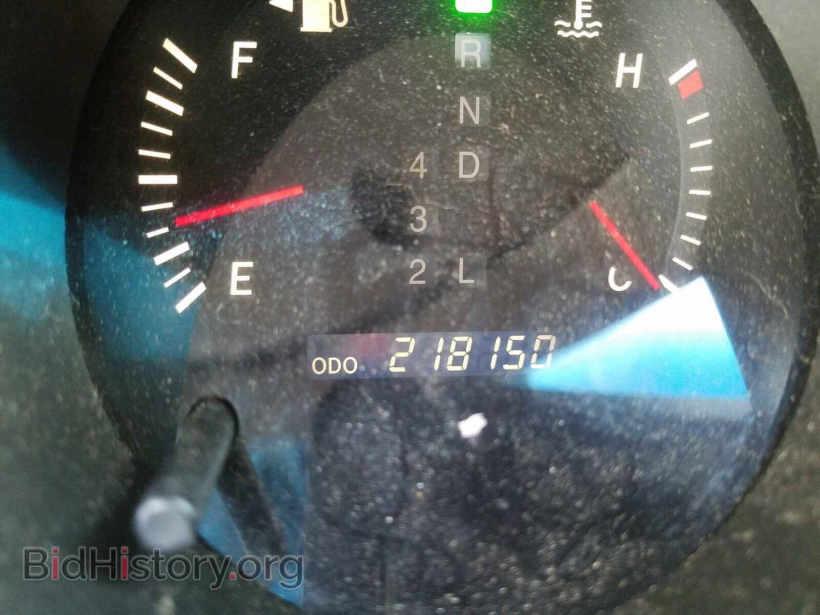 2002 LEXUS ES300 - VIN: JTHBF30G820052970 - Photo 8