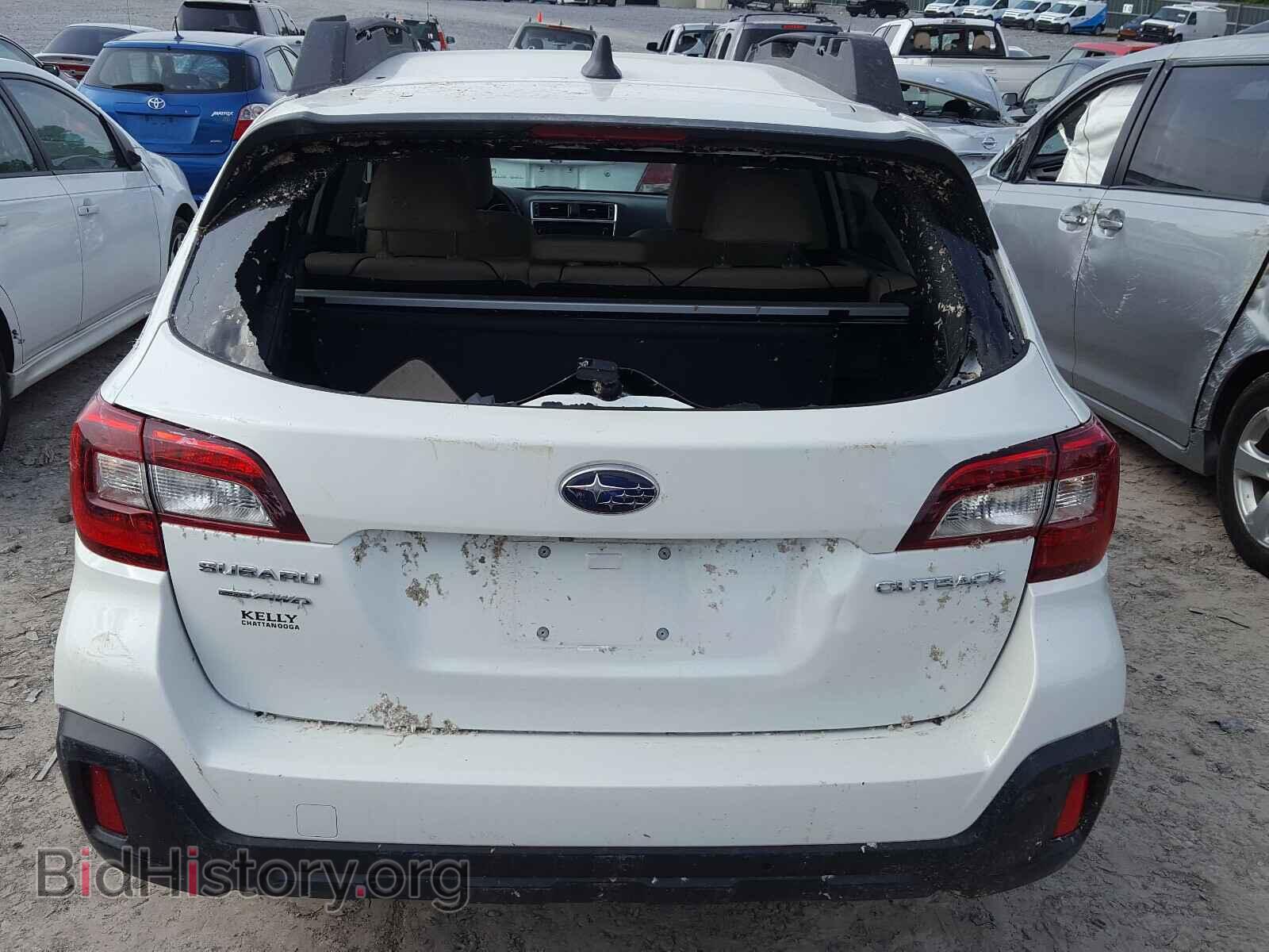 2018 SUBARU OUTBACK - VIN: 4S4BSANC4J3236707 - Фото 9
