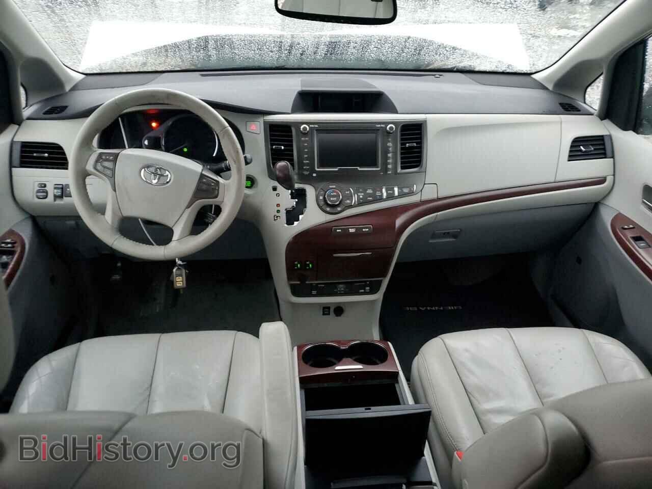 2011 TOYOTA All Models - VIN: 5TDYK3DC0BS016329 - Фото 8