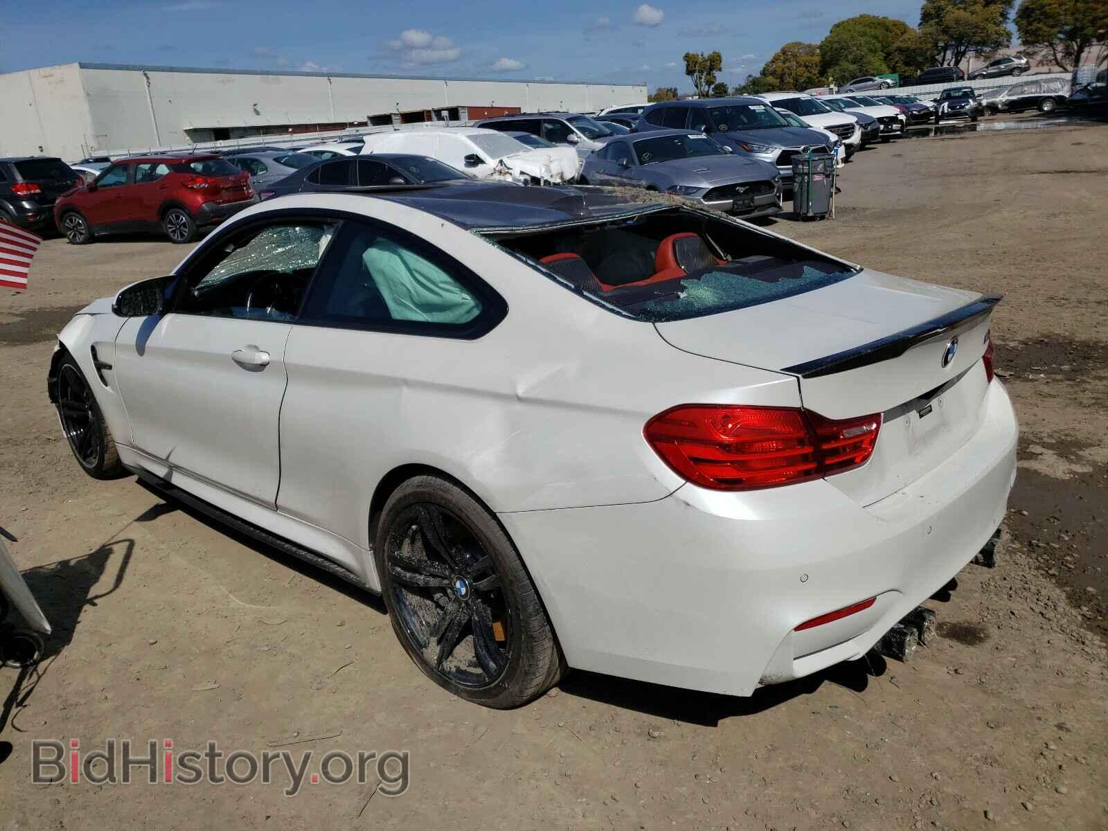 2015 BMW M4 - VIN: WBS3R9C53FK332244 - Фото 3