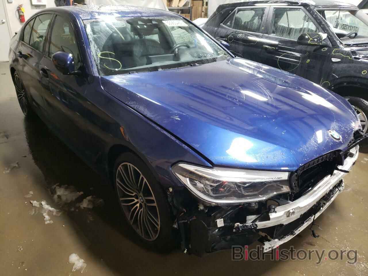 Photo WBAJE7C54KG893030 - BMW 5 SERIES 2019