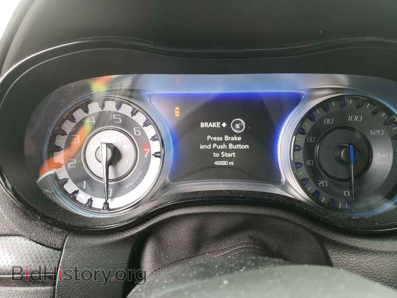 2016 CHRYSLER 300 - VIN: 2C3CCAGG7GH162117 - Фото 8