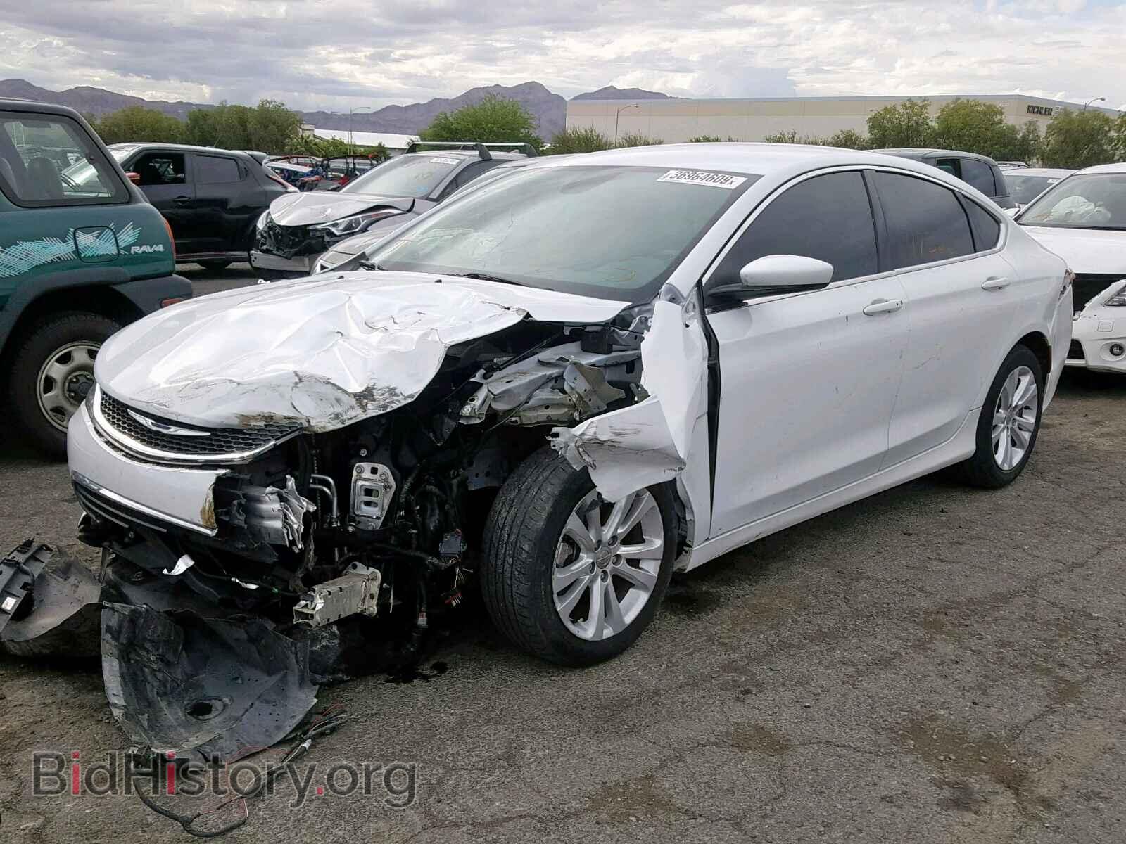 2016 CHRYSLER 200 - VIN: 1C3CCCAB1GN156765 - Photo 2